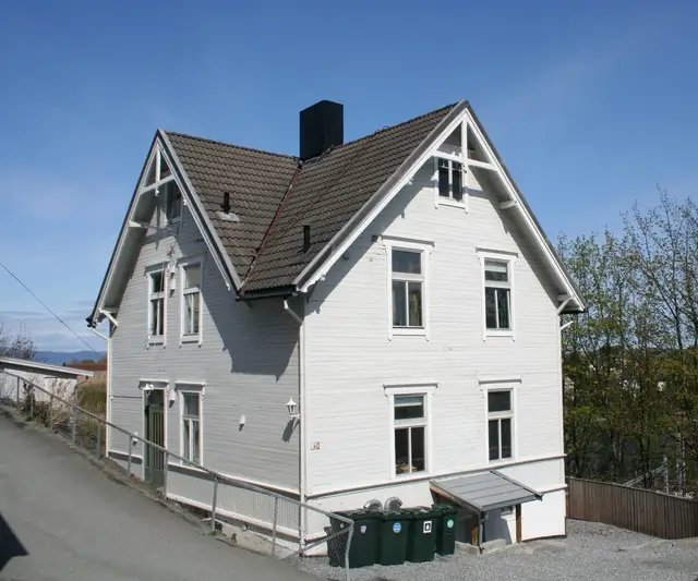 Herskapelig flermannsbolig på Ila/Marienborg — ca. kr 520 000 i årlig leieinntekt